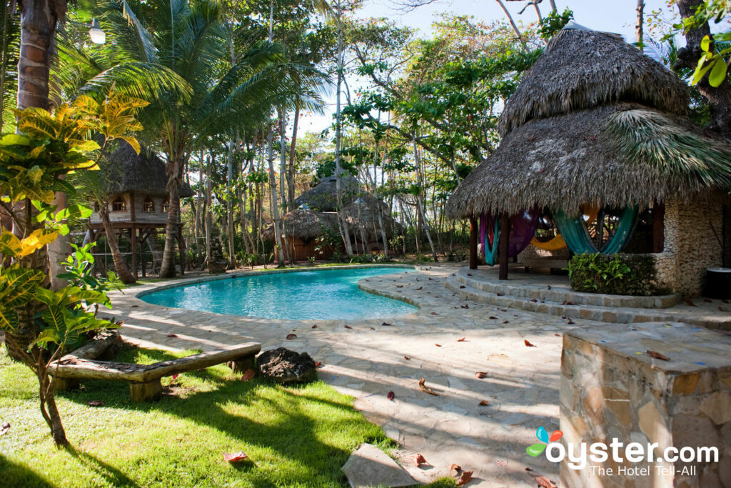 Entre Palmeras, Las Mejores Cabañas De Playa.