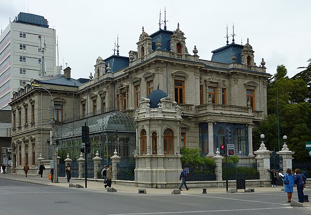 Museo Regional De Magallanes - Palacio Braun Menéndez